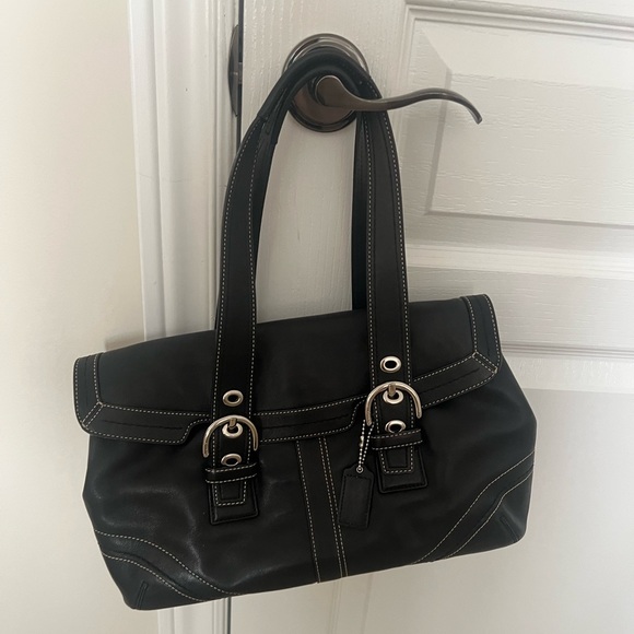 Coach leather purse - Picture 6 of 6